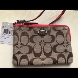 Brand new Coach Khaki/Cardinal wristlet purse